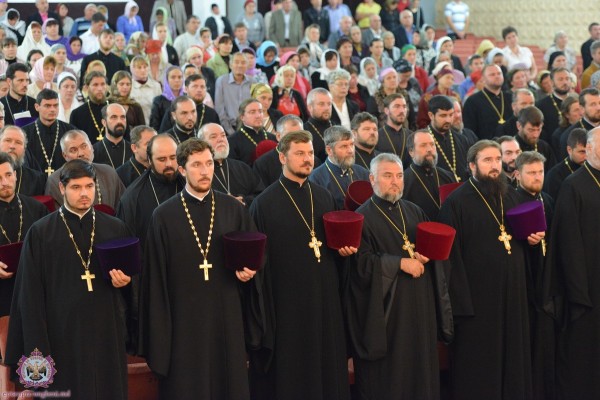 DESFĂŞURAEA CONFERINŢEI EPARHIALE „BISERICA VIS A VIS DE PROVOCĂRILE MODERNE”