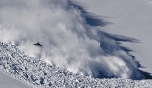 Ce trebuie să ştim pentru a supravieţui unei avalanşe?