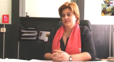 Video. Iarăşi Comrat. Azi uşile şcolii au fost închise pentru 20 de copii. Ce e de făcut? De vorbă cu avocatul parlamentar – Tamara Plămădeală.