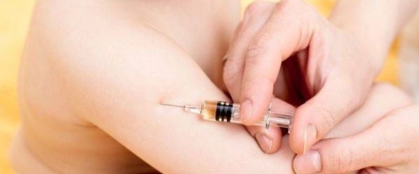 România. Sancţiuni dure pentru medicii şi părinţii ce se opun vaccinării