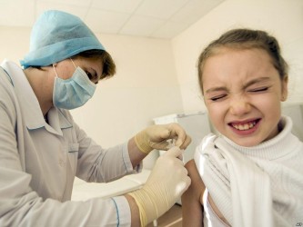 România. Autorităţile atrag atenţia. Toţi copiii trebuie vaccinaţi