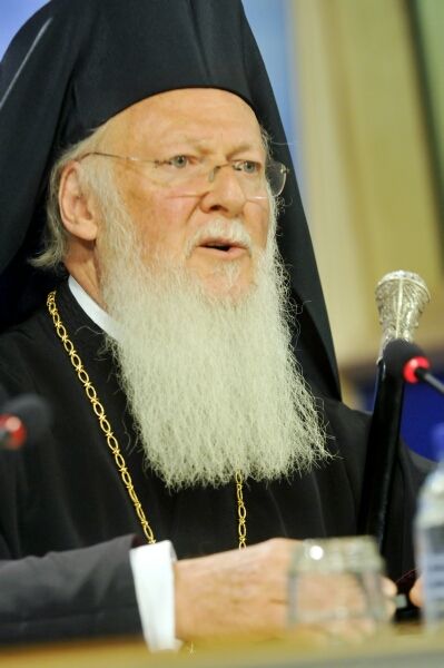 EXCLUSIV: Patriarhia de Constantinopol si-a cerut scuze pentru vizitele neautorizate ale preotilor sai in Ucraina