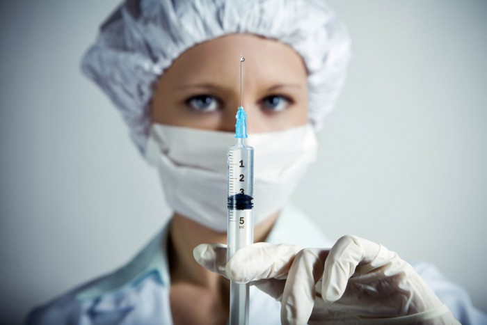 Vaccinarea – optimizarea populației. „Eu nu am întîlnit cancer printre oamenii nevaccinați” – doctorul Clark