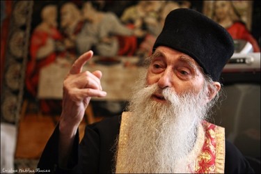 Părintele Arsenie Papacioc: “Ultimul meu cuvânt – Să ştiţi să muriţi şi să înviaţi în fiecare zi!” Cinci ani în Ceruri