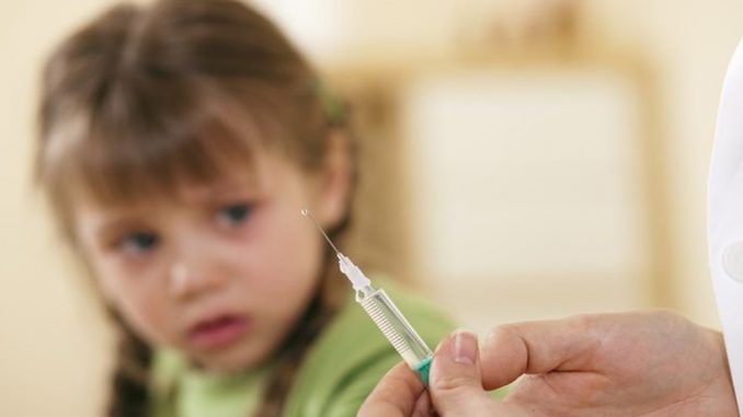 TREBUIE SĂ CITEȘTI ASTA! Efectele dezastruoase ale vaccinării asupra creierului uman sunt…