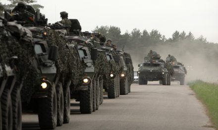 NU PENTRU EXERCIŢII MILITARE, CI PENTRU RĂZBOI… SUA au început să aducă tehnică militară în Europa de Est