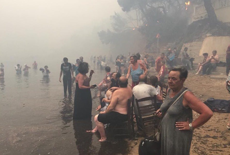 Catastrofa biblica in Grecia: Incendiile au ucis 60 de oameni, inclusiv turisti