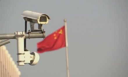 Poliţia din China foloseşte imagini surprinse de camerele de supraveghere ca să identifice suspecţii după mers