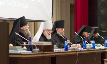 Biserica Ortodoxă Belorusă a refuzat să recunoască schismaticii ucraineni și a rupt comuniunea euharistică cu Patriarhia  Constantinopolului