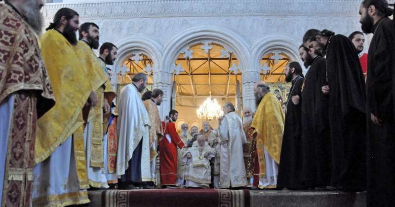 Sondaj: Religia este factorul principal care contribuie la unitatea societăţii din Georgia