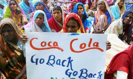 Activiștii locali împreună cu autoritățile unui oraş din India au obținut închiderea fabricii locale de Coca-Cola