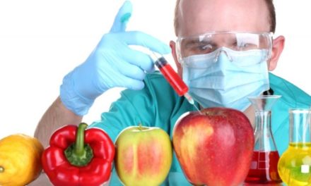 Studiile arată că o persoana care consuma legume sau fructe inghite pana la 10 pesticide diferite