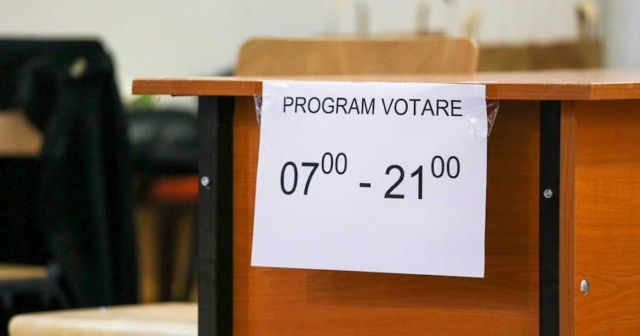 Propunere CEC: Amenzi pentru campanie electorală în timpul slujbelor religioase