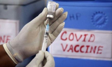 Mai mulți medici din R. Moldova s-au simțit rău după ce au fost vaccinați împotriva COVID19