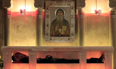 Arhimandritul Gavriil Georgianul cel Nebun pentru Hristos: Să nu mâncaţi pâinea celui care a primit pecetea lui antihrist