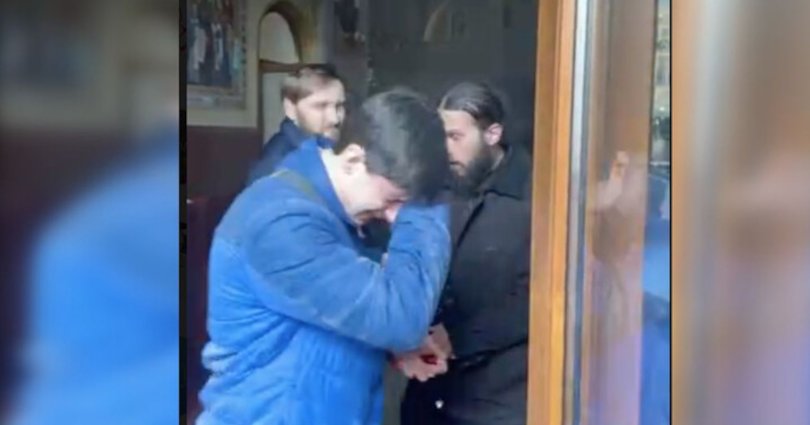 VIDEO. Catedrala Bisericii Ortodoxe Ucrainene canonice din Ivano Frankovsk a fost ţinta unui atac cu gaze